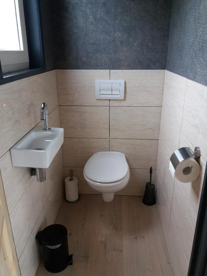 Luxe Vakantie Bungalow Met 3 Slaapkamers Dronrijp Exterior photo